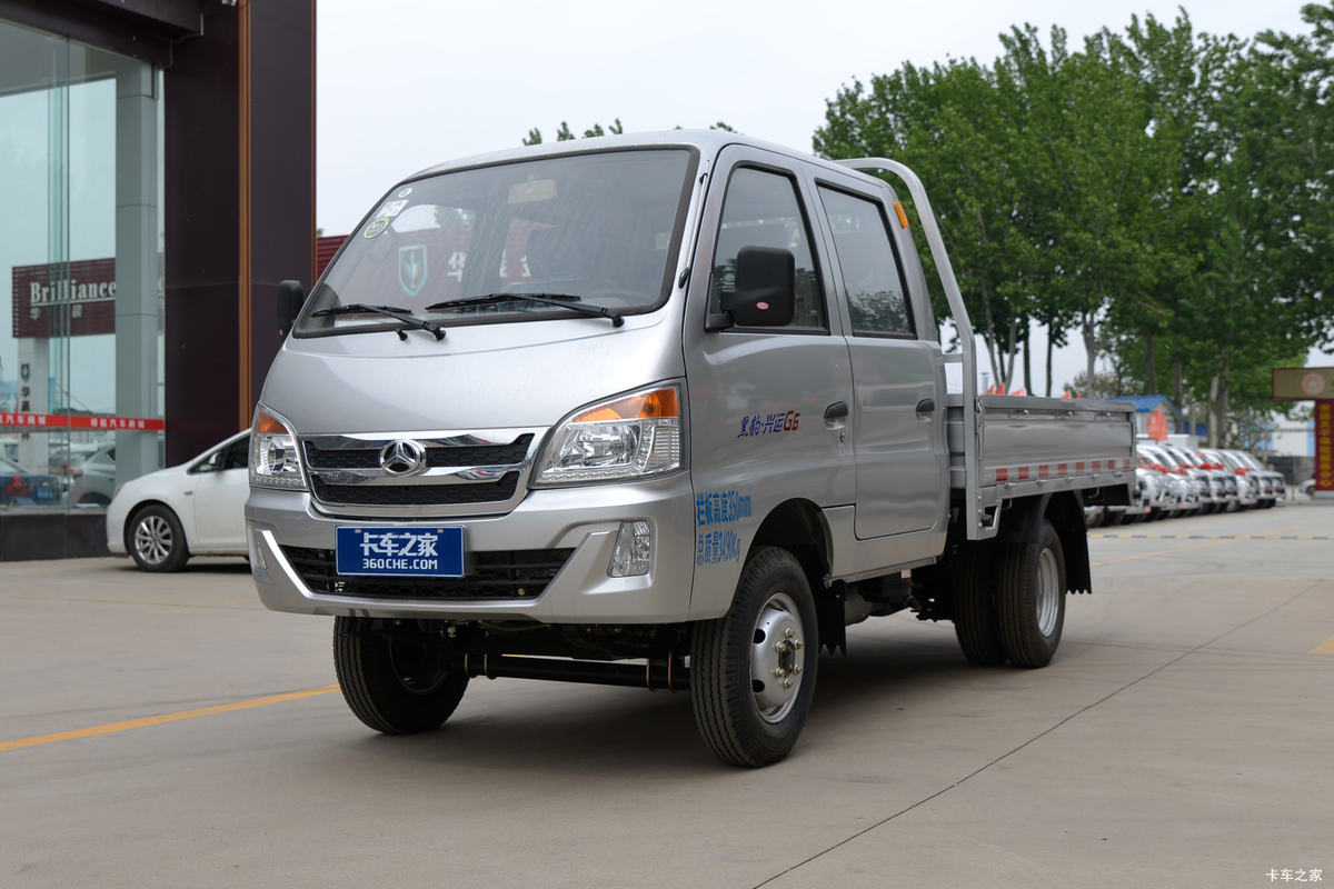 北汽黑豹 兴运G6 1.5L 116马力 汽油 2.595米双排栏板小卡