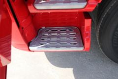 江铃重汽 威龙HV5重卡 460马力 6X4 LNG牵引车(国六)(低保险杠)(SXQ4250J4B4N6)