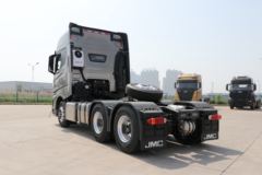 江铃重汽 威龙HV5重卡 530马力 6X4 AMT自动挡牵引车(国六)(SXQ4250J4B4D6A)