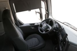 威龙HV5&nbsp;牵引车驾驶室                                               图片