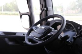 威龙HV5&nbsp;牵引车驾驶室                                               图片