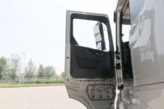 江铃重汽 威龙HV5重卡 530马力 6X4 AMT自动挡牵引车(国六)(SXQ4250J4B4D6A)
