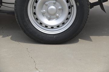 ���� �ٹ��¿� 1.8L 125���� ���� 3�׵�����ʽ΢��(WLQ5028XXYTD6)ͼƬ