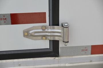 ���� �ٹ��¿� 1.8L 125���� ���� 3�׵�����ʽ΢��(WLQ5028XXYTD6)ͼƬ