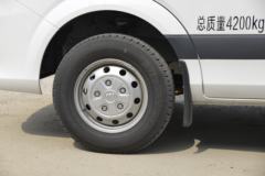 福田商务车 图雅诺E 2019款 110马力 2.5T柴油 长轴封闭货车