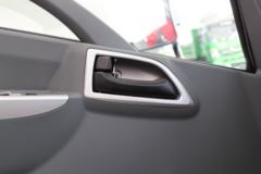 大运 奥普力 150马力 4.12米单排栏板轻卡(8挡)(CGC1046HDE33E)