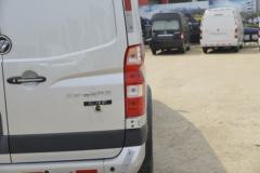 福田商务车 图雅诺E 177马力 2.8T柴油 长轴封闭货车