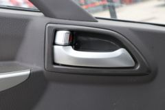 现代商用车 泓图200 88马力 4X2 3.7米单排栏板轻卡(CNJ1040EDF28V) 现代商用车 泓图200 88马力 4X2 3.7米单排栏板轻卡(CNJ1040EDF28V)