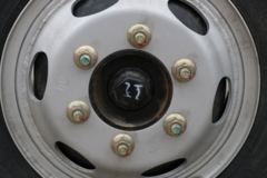 现代商用车 泓图200 88马力 4X2 3.7米单排栏板轻卡(CNJ1040EDF28V) 现代商用车 泓图200 88马力 4X2 3.7米单排栏板轻卡(CNJ1040EDF28V)