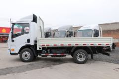 现代商用车 泓图200 88马力 4X2 3.7米单排栏板轻卡(CNJ1040EDF28V) 现代商用车 泓图200 88马力 4X2 3.7米单排栏板轻卡(CNJ1040EDF28V)