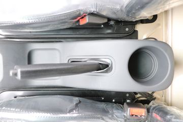 �Ͽ����� ��˧Cϵ ������ 1.5L 112���� 2.865�׵�����ʽ΢��ͼƬ