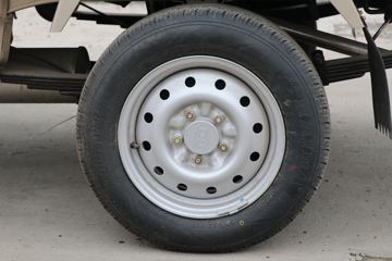 �Ͽ����� ��˧Cϵ ������ 1.5L 112���� 2.865�׵�����ʽ΢��ͼƬ