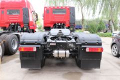 上汽红岩 杰狮M500重卡 北方版 430马力 6X4牵引车(平顶)(CQ4256HXVG334)