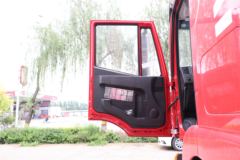 上汽红岩 杰狮M500重卡 北方版 430马力 6X4牵引车(CQ4256HXVG334)