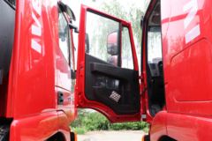 上汽红岩 杰狮M500重卡 北方版 430马力 6X4牵引车(平顶)(CQ4256HXVG334)