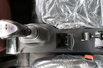  A5Lп 220 4X2 6.77ʽػ(HFC5121XXYP3K1A50S3V)ͼƬ