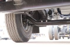江淮 格尔发A5L中卡 220马力 4X2 6.77米厢式载货车(HFC5121XXYP3K1A50S3V)