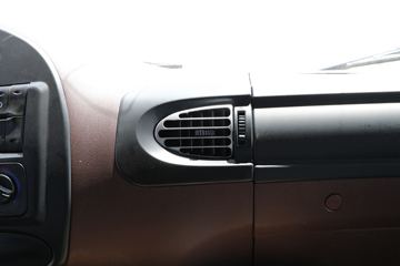 ���� �����A5L�п� ����� 220���� 4X2 6.8�ײ�դʽ�ػ���(HFC5181CCYP3K2A53S5QV)ͼƬ