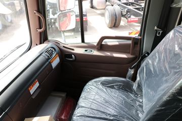 ���� �����A5L�п� ����� 220���� 4X2 6.8�ײ�դʽ�ػ���(HFC5181CCYP3K2A53S5QV)ͼƬ