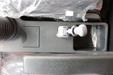 ���� �����A5L�п� ����� 220���� 4X2 6.8�ײ�դʽ�ػ���(HFC5181CCYP3K2A53S5QV)ͼƬ