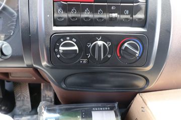 ���� �����A5L�п� ����� 220���� 4X2 6.8�ײ�դʽ�ػ���(HFC5181CCYP3K2A53S5QV)ͼƬ