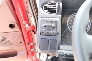 ���� �����A5L�п� ����� 220���� 4X2 6.8�ײ�դʽ�ػ���(HFC5181CCYP3K2A53S5QV)ͼƬ