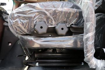 ���� �����A5L�п� ����� 220���� 4X2 6.8�ײ�դʽ�ػ���(HFC5181CCYP3K2A53S5QV)ͼƬ