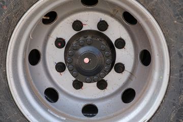 ���� �����A5L�п� ����� 220���� 4X2 6.8�ײ�դʽ�ػ���ͼƬ