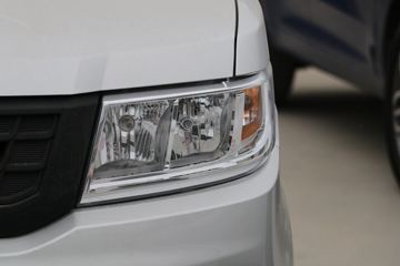 ���� �ٹ��¿� ������ 1.5L 107���� ���� 2.45��˫������΢��(LZW1028SP6)ͼƬ