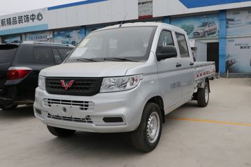 五菱 荣光新卡 基本型 1.5L 107马力 汽油 2.45米双排栏板微卡(LZW1028SP6)