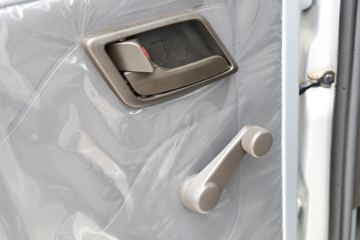 ���� �ٹ��¿� ������ 1.5L 107���� ���� 2.45��˫������΢��(LZW1028SP6)ͼƬ