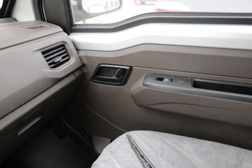 ���� �ٹ��¿� ������ 1.5L 107���� ���� 2.45��˫������΢��(LZW1028SP6)ͼƬ