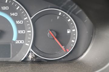 ���� �ٹ��¿� ������ 1.5L 107���� ���� 2.45��˫������΢��(LZW1028SP6)ͼƬ