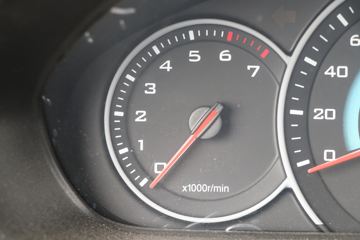 ���� �ٹ��¿� ������ 1.5L 107���� ���� 2.45��˫������΢��(LZW1028SP6)ͼƬ