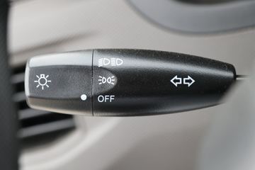 ���� �ٹ��¿� ������ 1.5L 107���� ���� 2.45��˫������΢��(LZW1028SP6)ͼƬ