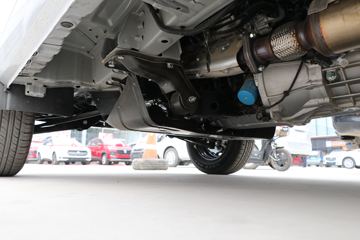 ���� �ٹ��¿� ������ 1.5L 107���� ���� 2.45��˫������΢��(LZW1028SP6)ͼƬ