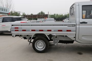 ���� �ٹ��¿� ������ 1.5L 107���� ���� 2.45��˫������΢��(LZW1028SP6)ͼƬ