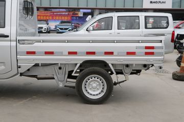 ���� �ٹ��¿� ������ 1.5L 107���� ���� 2.45��˫������΢��(LZW1028SP6)ͼƬ