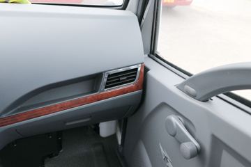 �ƿ�ŷ�� С���� 1.5L 112���� ���� 3.48�׵�������΢��(����)ͼƬ