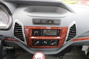 �ƿ�ŷ�� С���� 1.5L 112���� ���� 3.48�׵�������΢��(����)ͼƬ