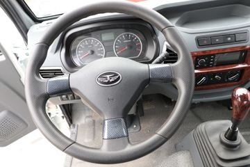 �ƿ�ŷ�� С���� 1.5L 112���� ���� 3.48�׵�������΢��(����)ͼƬ