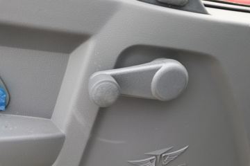 �ƿ�ŷ�� С���� 1.5L 112���� ���� 3.48�׵�������΢��(����)ͼƬ