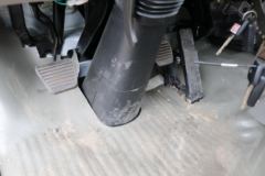 江铃 凯运强劲版 轻载型普通款 129马力 3.7米排半栏板轻卡(宽体)(JX1045TPGC25)