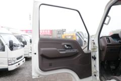 江铃 新款顺达窄体 116马力 4.22米单排栏板轻卡(国六)(JX1041TG26)