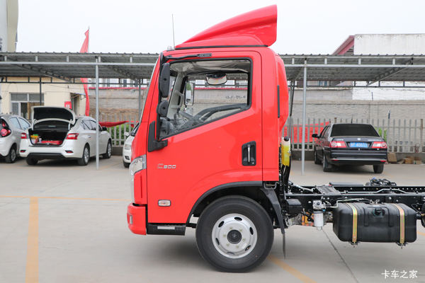 航如实业跃进国六冷藏车底盘8.4万起售