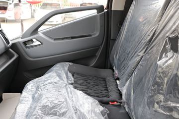 Ծ�� ��ԽC300-33 120���� 4.17�׵�����ʽ�Ῠ(SH5042XXYZFDCMZ4)ͼƬ