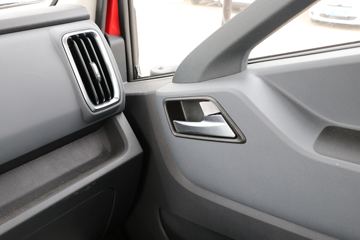 Ծ�� ��ԽC300-33 120���� 4.17�׵�����ʽ�Ῠ(SH5042XXYZFDCMZ4)ͼƬ