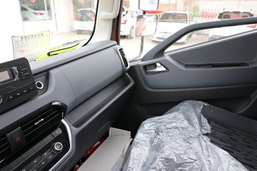 Ծ�� ��ԽC300-33 120���� 4.17�׵�����ʽ�Ῠ(SH5042XXYZFDCMZ4)ͼƬ