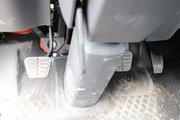 Ծ�� ��ԽC300-33 120���� 4.17�׵�����ʽ�Ῠ(SH5042XXYZFDCMZ4)ͼƬ