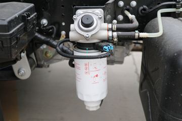 Ծ�� ��ԽC300-33 120���� 4.17�׵�����ʽ�Ῠ(SH5042XXYZFDCMZ4)ͼƬ